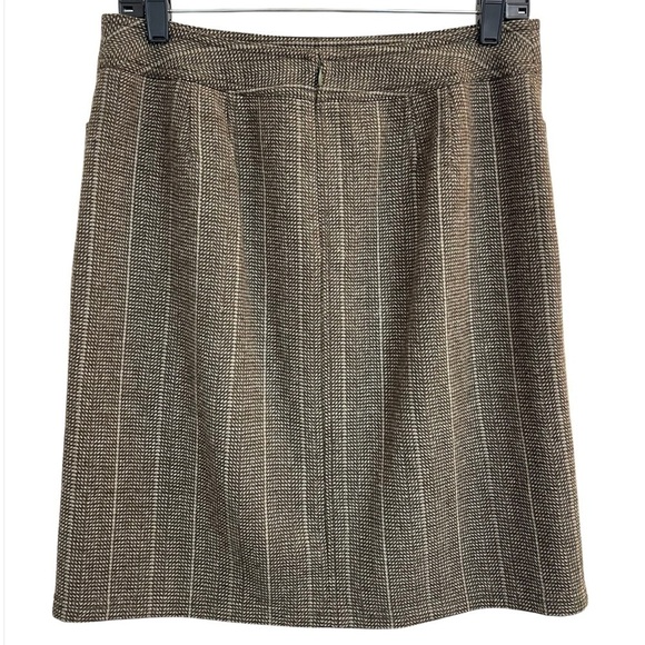 Ann Taylor skirt with pinstripe pattern,herringbone texture, pockets Women 6 - Picture 3 of 8